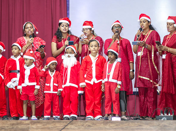 Christmas & Thanksgiving: Celebrating Gratitude Across Cultures