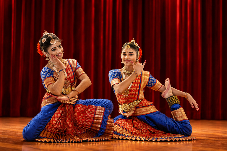 Dance Academy